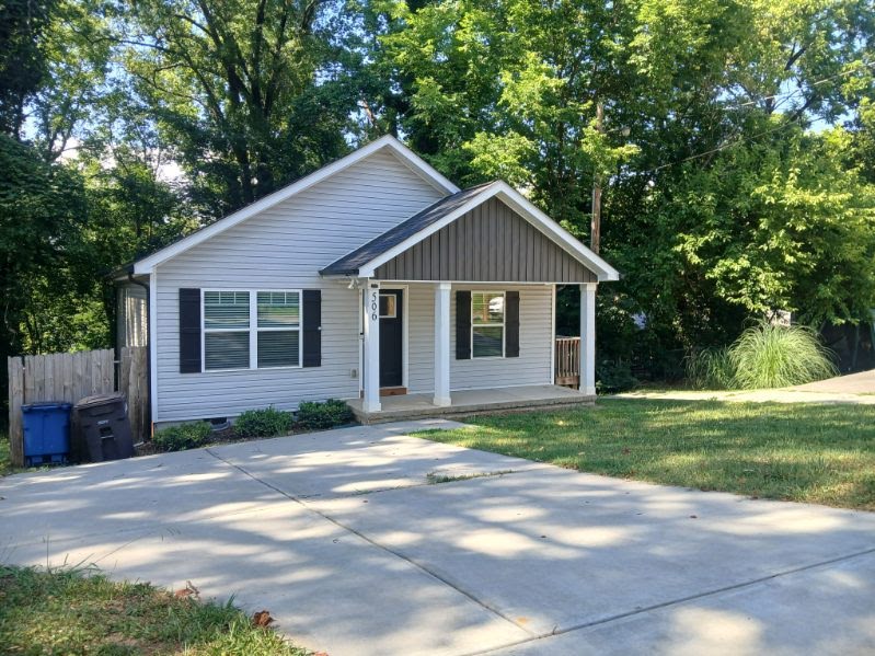 506 Broadway Ct